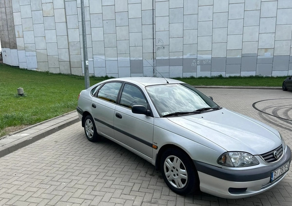 Toyota Avensis cena 5299 przebieg: 314641, rok produkcji 2002 z Białystok małe 326